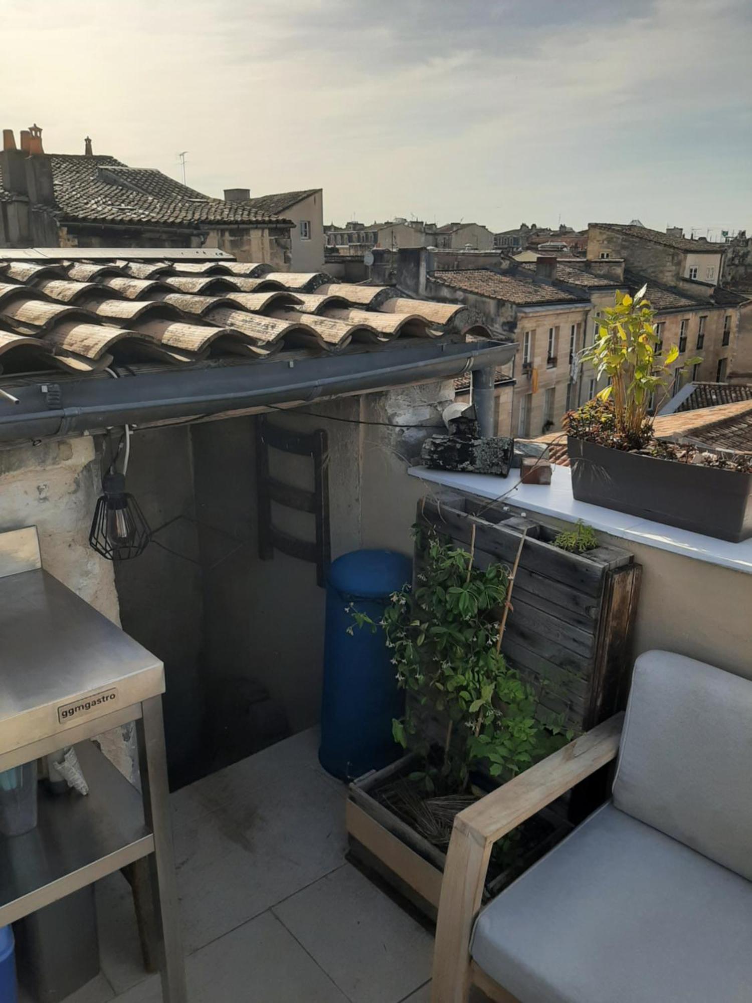 Appartement Avec Terrasse Centre Bordeaux Exterior photo